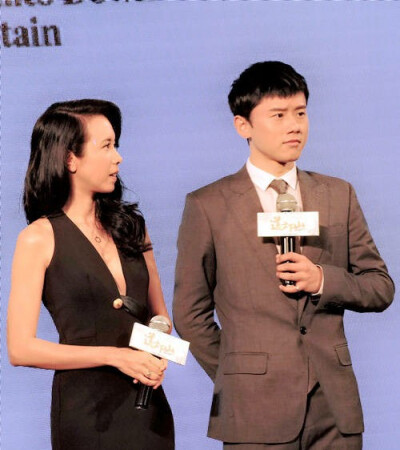 张杰《道士下山》发布会cr:忘了0509