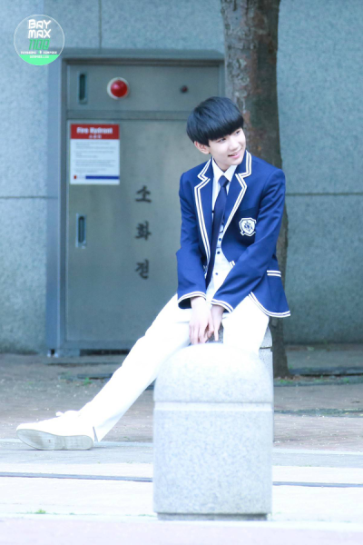 #TFBOYS##王源#快来看我的大长腿