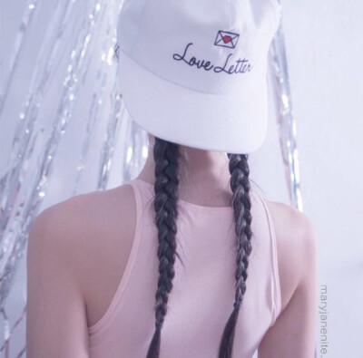 关注Xcrazybaby୧(๑•̀⌄•́๑)૭