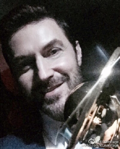 #Richard Armitage#荣获第41届土星奖电影最佳男配角！Saturn Award 'Best Supporting Actor' for 'The Battle of the Five Armies' your support made this happen