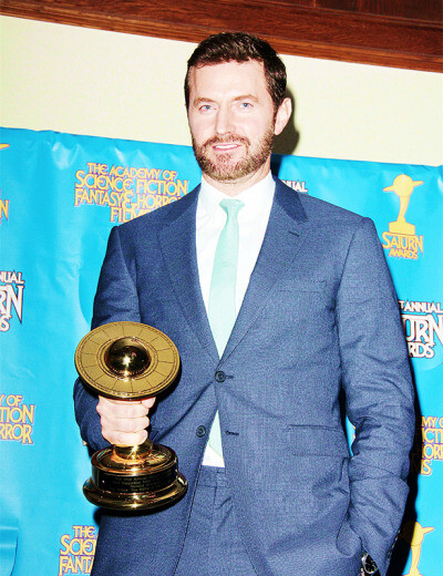 #Richard Armitage#荣获第41届土星奖电影最佳男配角！Saturn Award 'Best Supporting Actor' for 'The Battle of the Five Armies' your support made this happen