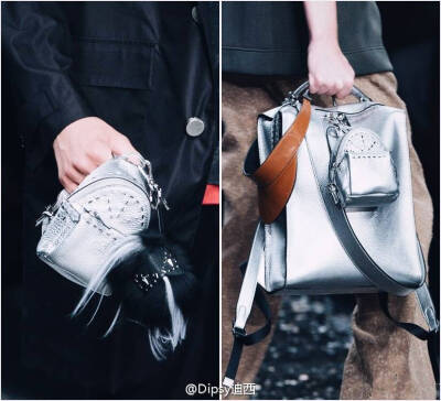 Fendi Mens S/S 2016 Bags┃紧跟上自家女装系列一样的越发年轻越发卖萌的步子，男生的大包小包双肩包加上各式挂饰配件小东小西也是越做越精彩…ps：女生用起来也是毫无违和感的帅气 转自微博