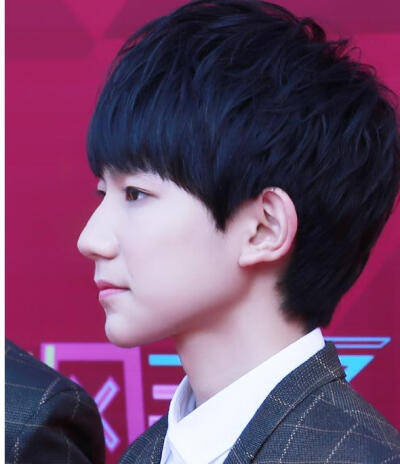 美颜 明星 王源 tfboys