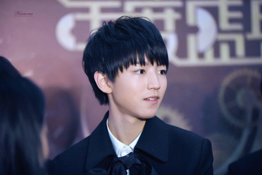 TFBOYS王俊凯 2015.03.25 QQ音乐盛典后台采访现场。