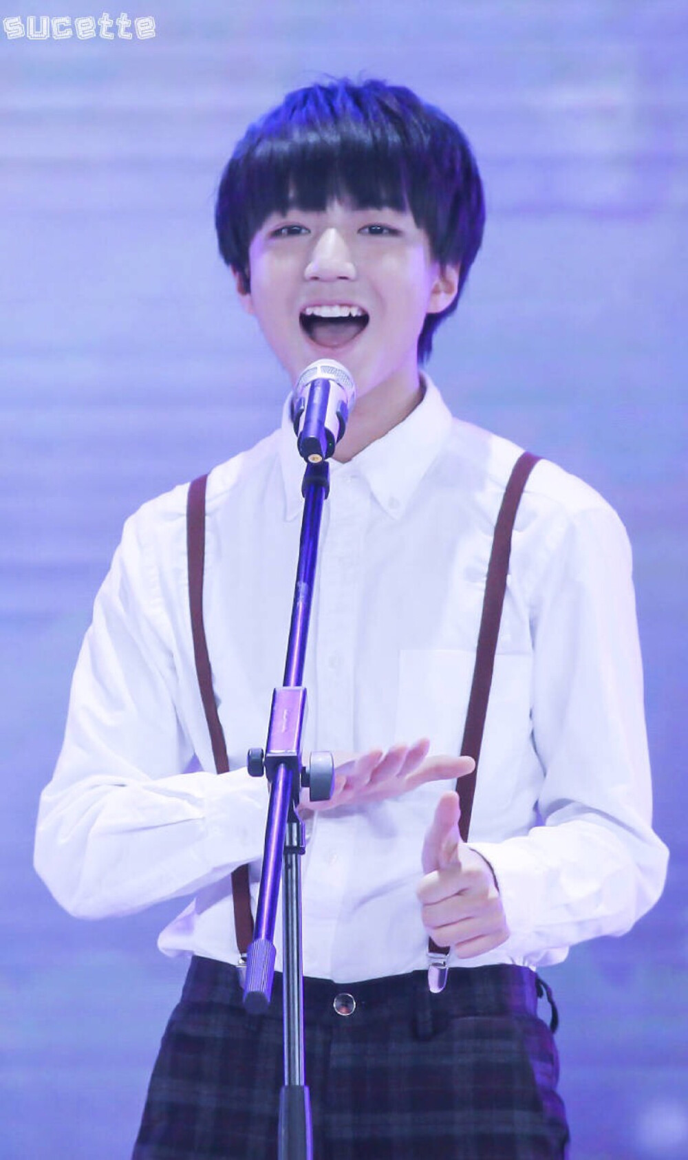 #王俊凯##TFBOYS王俊凯#crlogo