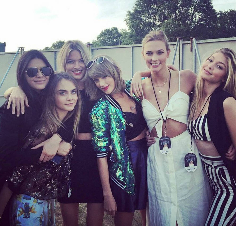 TAYLORSWIFT 闺蜜团