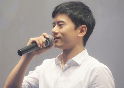 张杰《道士下山》首映cr:-阳-AD-