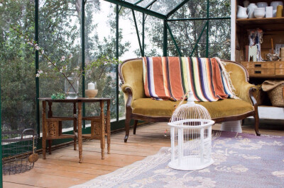 以花为伴、度过一生