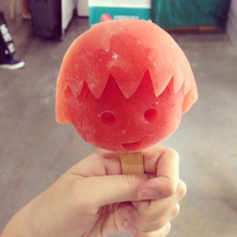 西瓜味的小丸子冰棍