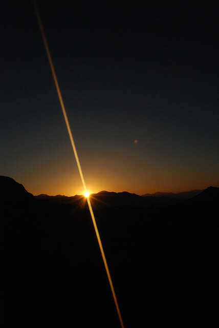 simobutterfly:The Sun line by Michele Bussoni2010 on Flickr.Desert, Namibia.