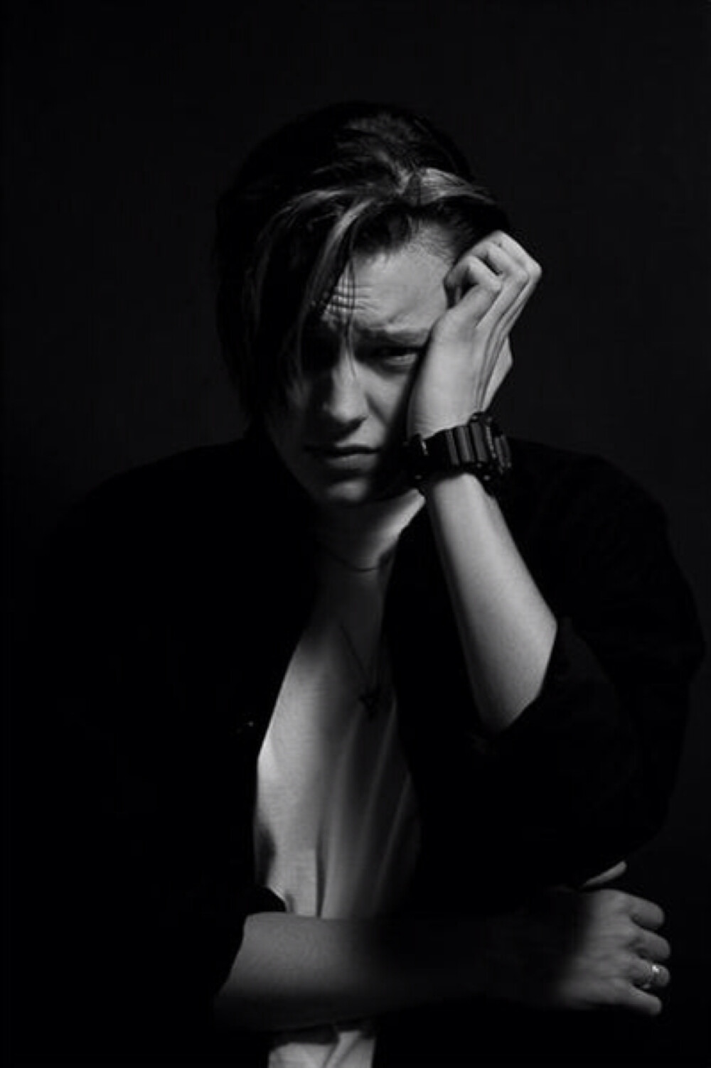 瑞典女模Erika Linder 神似莱昂纳多