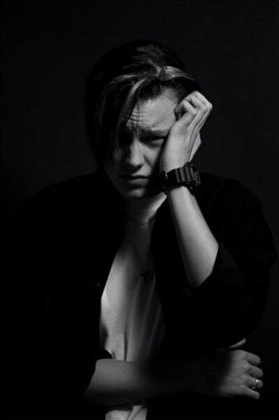 瑞典女模Erika Linder 神似莱昂纳多