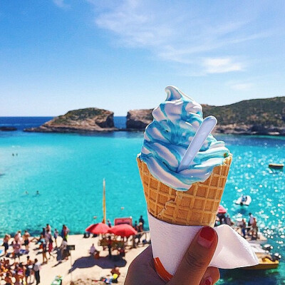 【夏日就要拿着甜筒到处街拍】夏天 冰激凌 雪糕 甜筒 脆皮 icecream