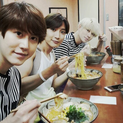 SuperJunior 曺圭贤 KyuHyun 朴正洙 利特 LeeTeuk 李赫宰 银赫 EunHyuk