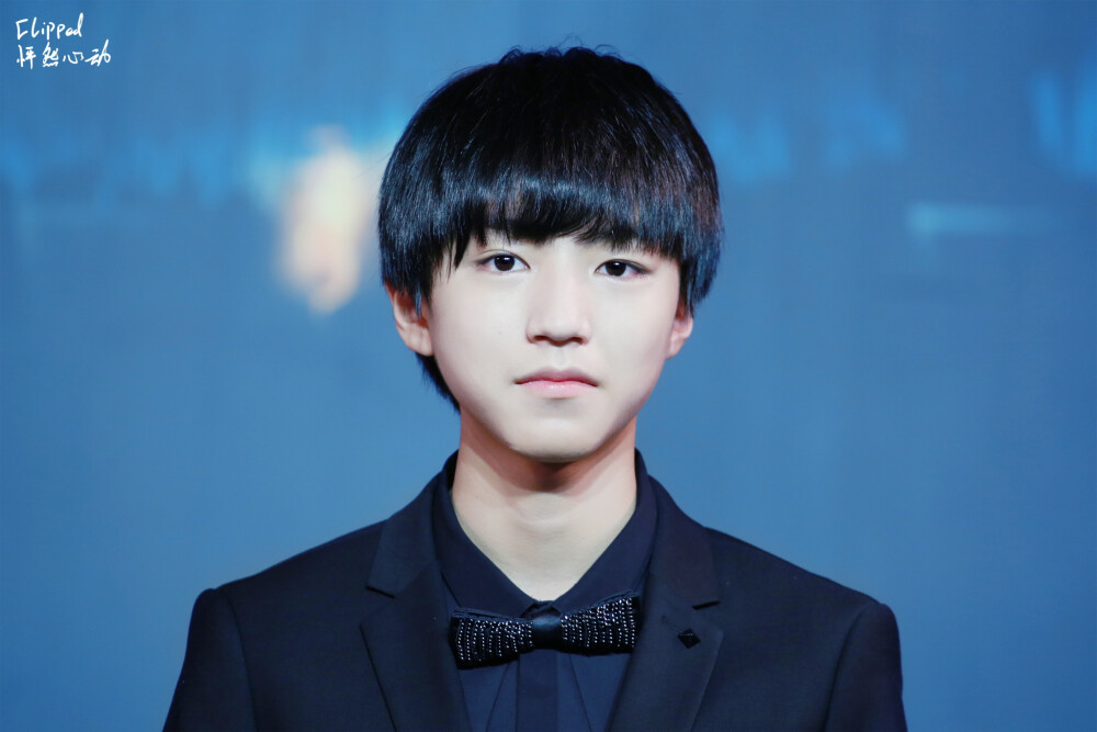 #王俊凯# #TFBOYS王俊凯# #TFBOYS# 150702长城杀青发布会 cr：FLIPPED_KR