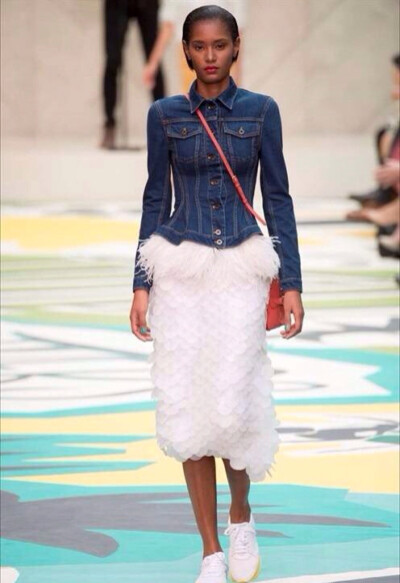 Focus on Denim Jacket: 25 Ways to Wear it