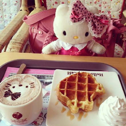 .Hello Kitty Cafe 主题餐厅