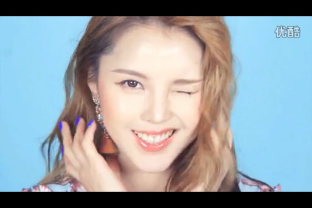 pony调皮橘色夏日妆容