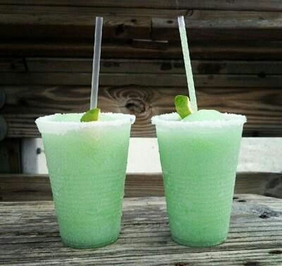 有一种淡淡的颜色叫薄荷绿,就像它的名字一样,清透甜美!