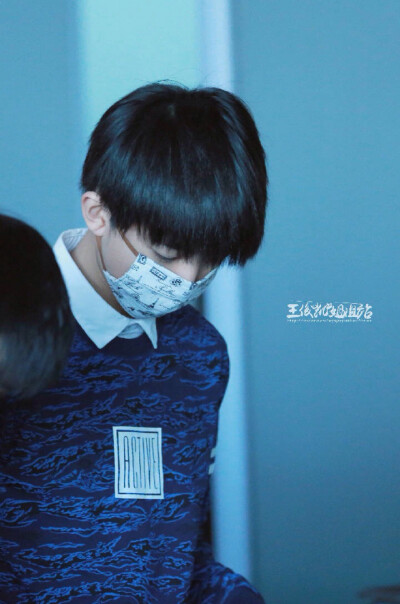 #王俊凯# #TFBOYS王俊凯# 图cr：logo