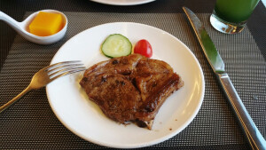 牛排，我一个人吃了三份