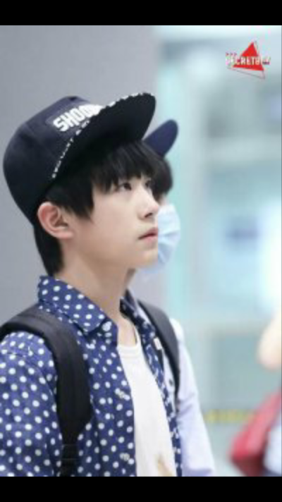 咱家千千，看什么咩？