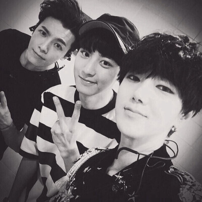 EXO 朴灿烈 Chanyeol SuperJunion 李东海 Donghae 金钟云 艺声 Yesung