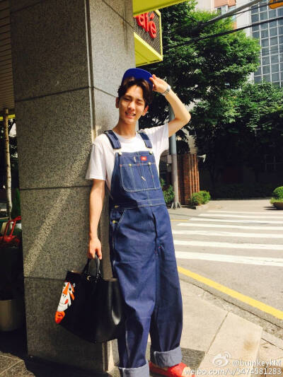 key 叽叽饭 金基范