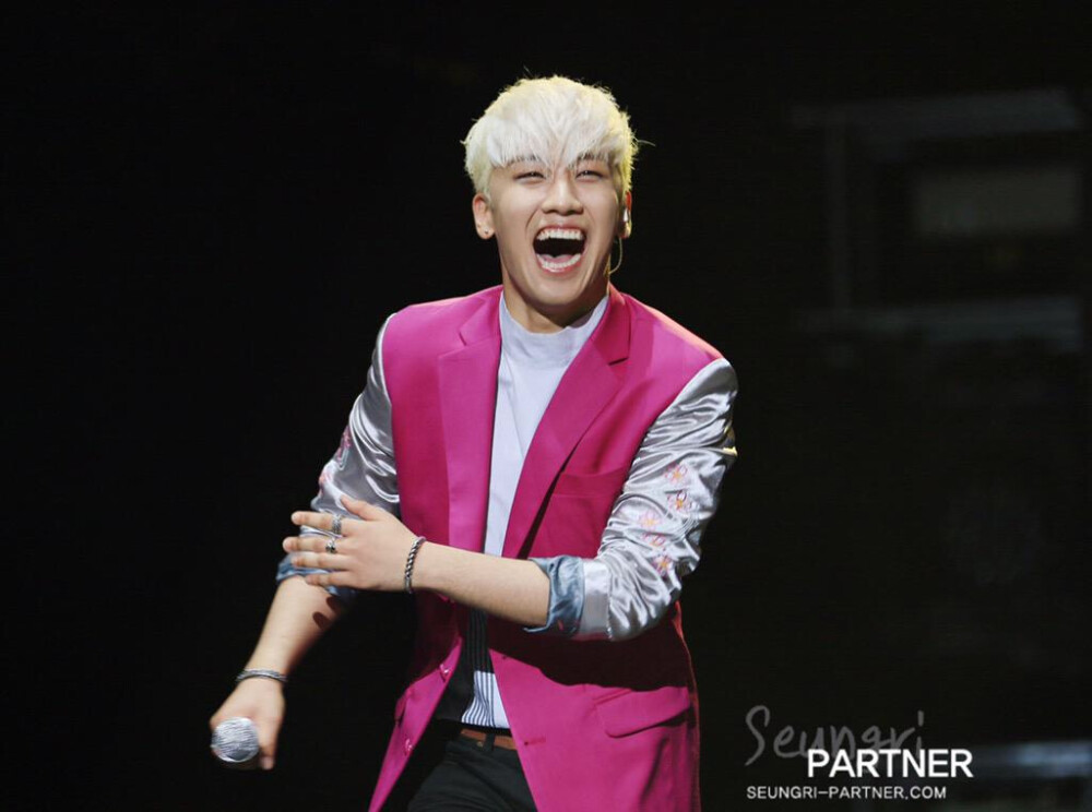 BIGBANG WORLD TOUR MADE IN CHINA 胜利 李胜贤 CR:LOGO