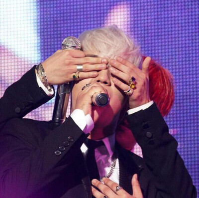 BIGBANG WORLD TOUR MADE IN CHINA 胜利 李胜贤 GD 权志龙 龙TORY CR:LOGO