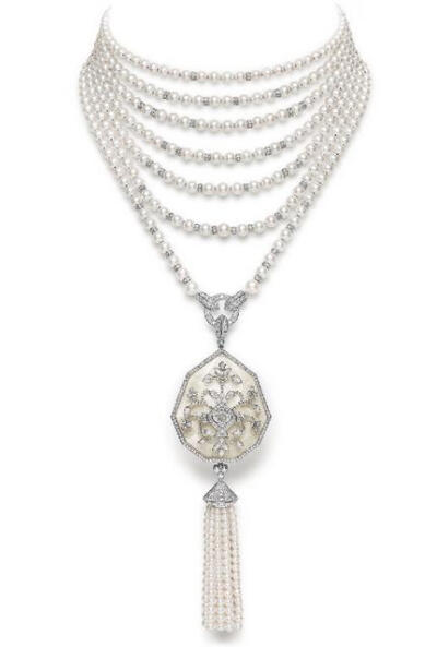 Nagaur 项链，日本珍珠项链中央图案镶嵌水晶石和沙漠沙粒铺镶钻石白金