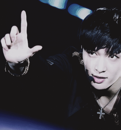 EXO 张艺兴 LAY