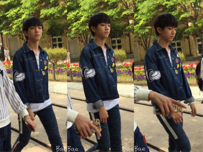 TFBOYS王俊凯 普通好看只是普通好看，不及王俊凯。CR LOGO