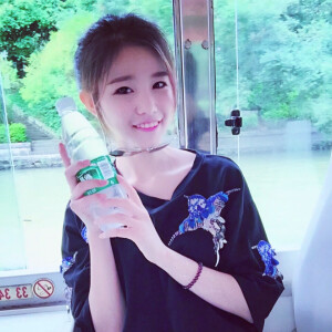 给你最后的疼爱是手放开。