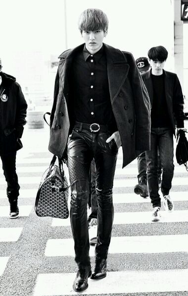 老大，还收小弟吗？