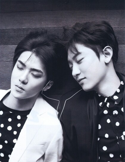 灿烈和弟弟世勋(๑•ั็ω•็ั๑)EXO 朴灿烈