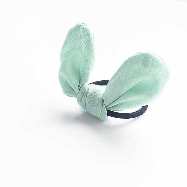 抹茶绿圆圆兔耳朵发圈