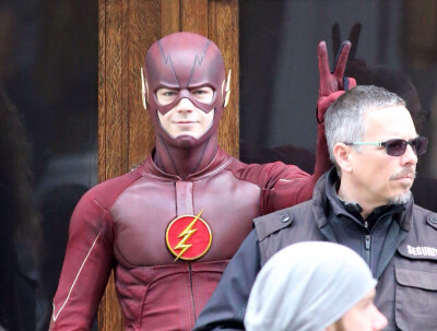 Grant Gustin ⚡️ by维尼