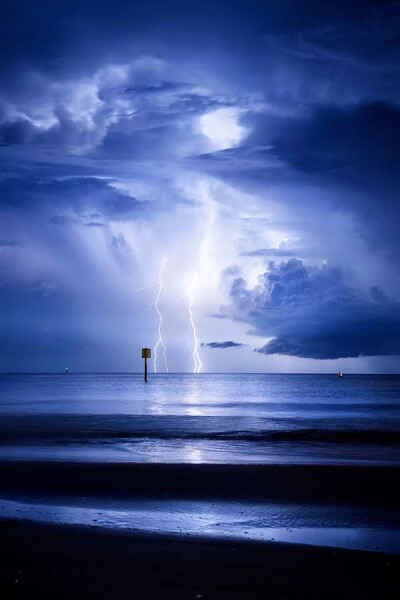 美翻！雷神教你拍闪电