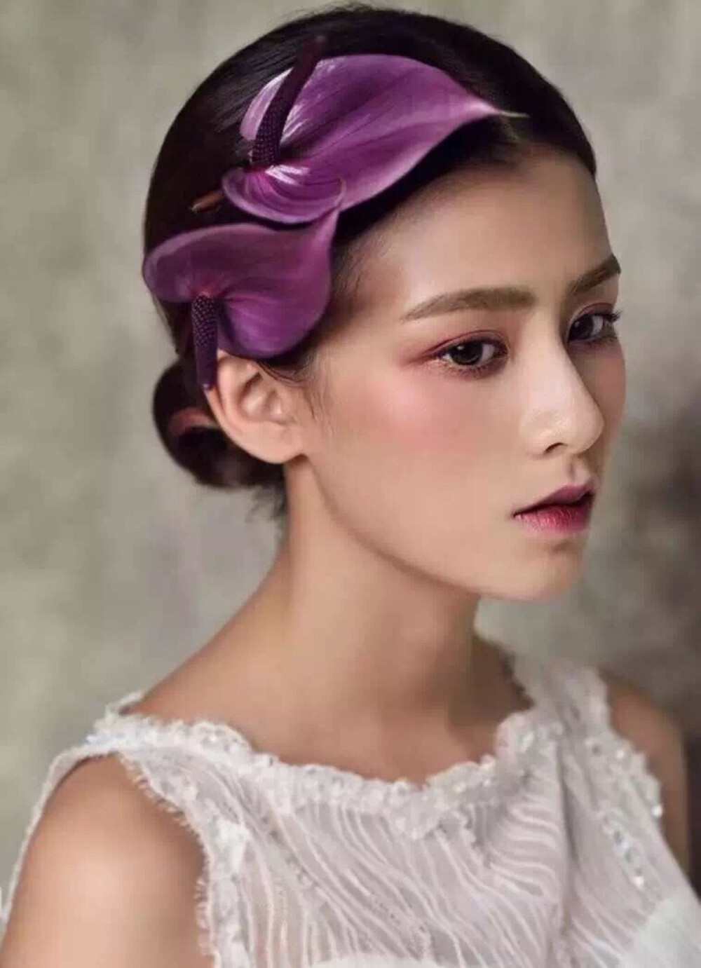 新娘盘发
