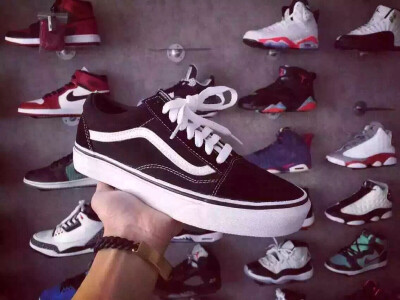 Vans经典款