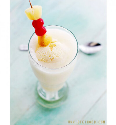 summer-snack：）Piña Colada Floats