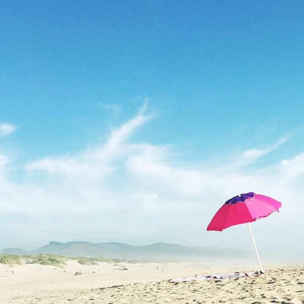 海滩 蓝天 正方形美图