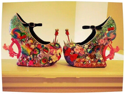 敢于尝试 独特设计 欧美风 超个性 鞋子 ！