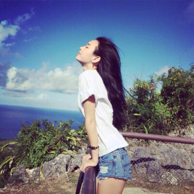 女生头像 By. _C楚楚王