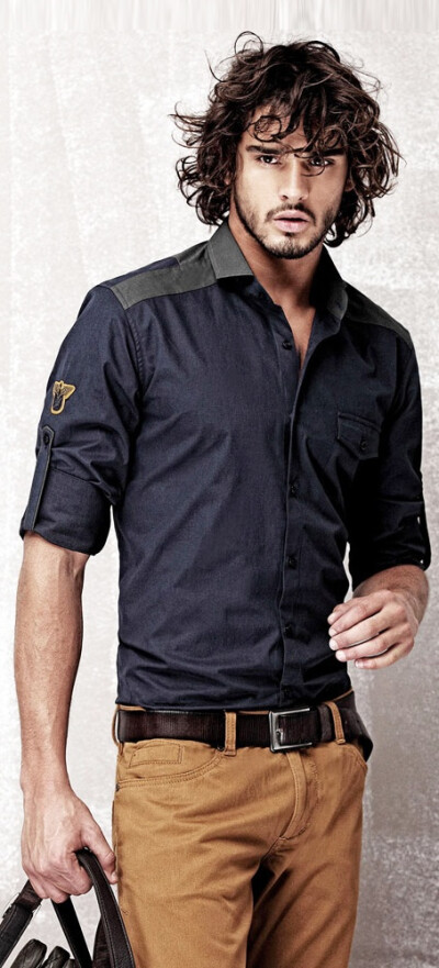 Great slim fit shirt for great long well shaped body. Oh yeah...would look great on him!