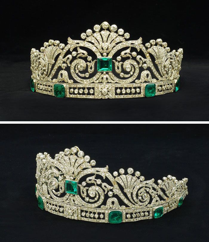 绿宝石钻石头饰，大约1915。这个皇冠已是西班牙的某个贵族家庭的私人王冠