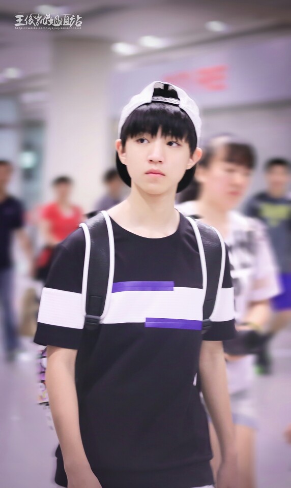 TFBOYS王俊凯cr:LOGO