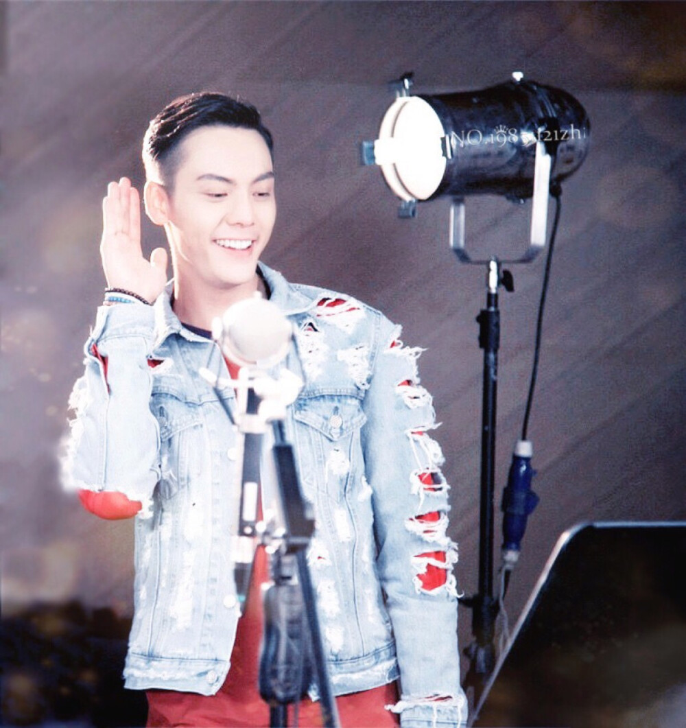 陈伟霆十二道锋味2歌曲录制
