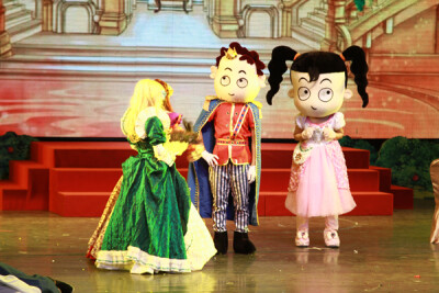 儿童舞台剧妞妞淘的魔法书之灰姑娘